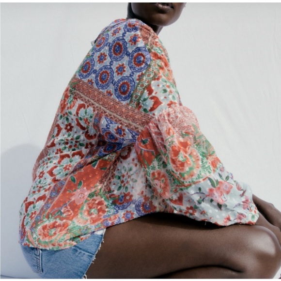 ZARA Blouse Women's Size Small NWT - Picture 2 of 5